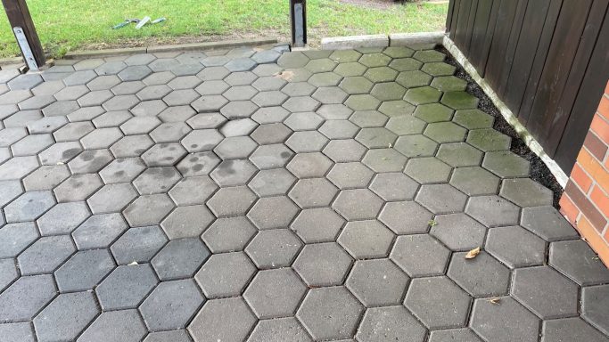 Ausbesserungen am Pflaster